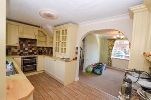 Kitchen- click for photo gallery